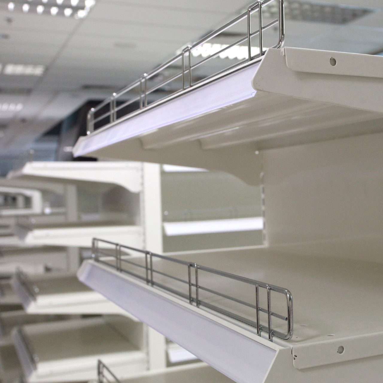 Gondolas & Shelvings MOEM Holdings